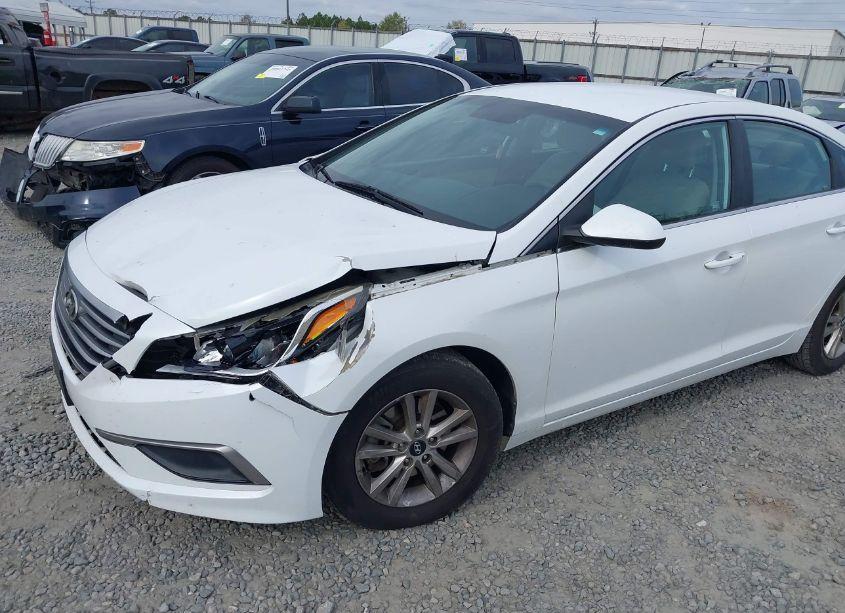 Photo 6 of 2017 Hyundai Sonata (VIN 5NPE24AF7HH445862)