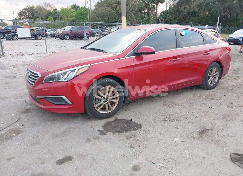 Photo 2 of 2017 Hyundai Sonata SE (VIN 5NPE24AF7HH448440)