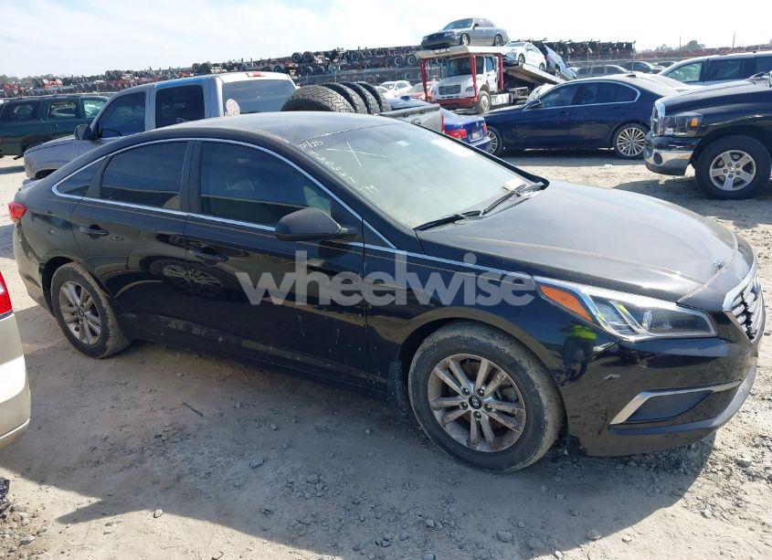 Photo 12 of 2017 Hyundai Sonata SE (VIN 5NPE24AF7HH460667)