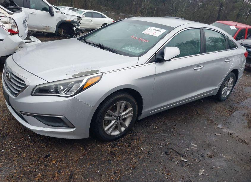 Photo 2 of 2017 Hyundai Sonata (VIN 5NPE24AF7HH462421)