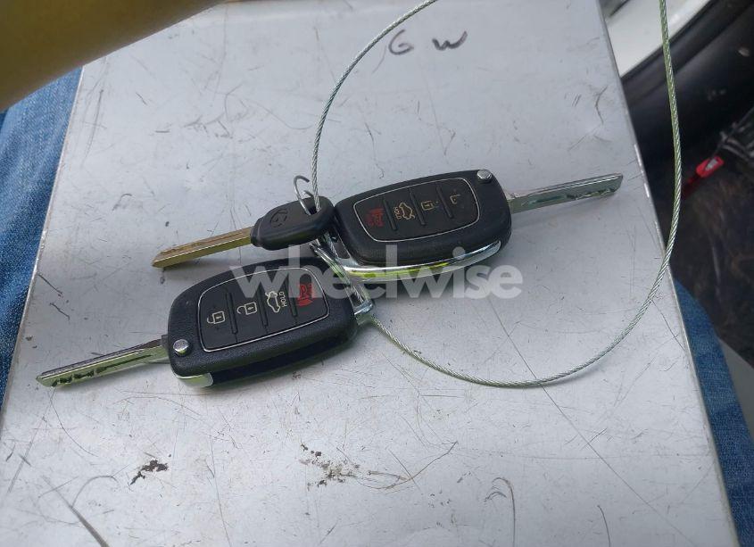 Photo 11 of 2017 Hyundai Sonata SE (VIN 5NPE24AF7HH502450)