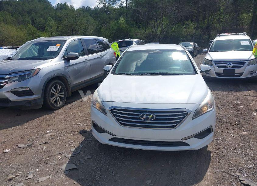 Photo 12 of 2017 Hyundai Sonata SE (VIN 5NPE24AF7HH502450)