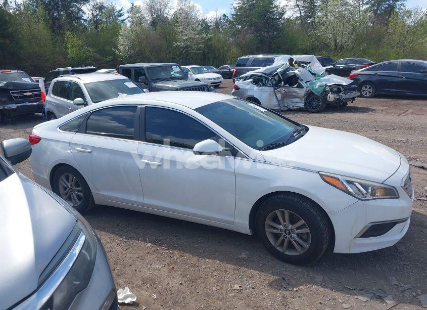 Photo 13 of 2017 Hyundai Sonata SE (VIN 5NPE24AF7HH502450)