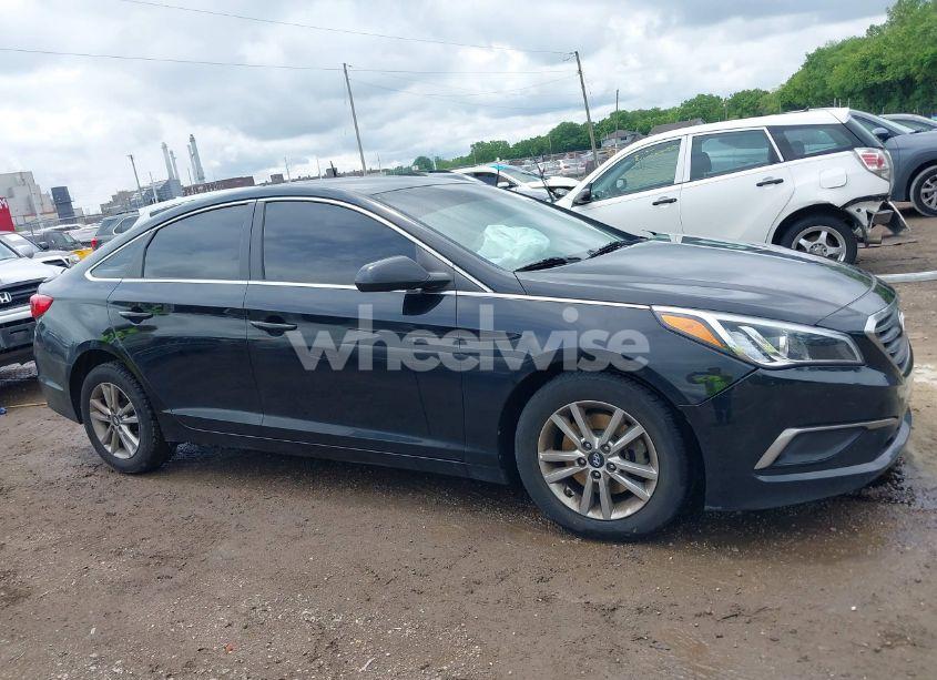 Photo 13 of 2017 Hyundai Sonata SE (VIN 5NPE24AF7HH505476)