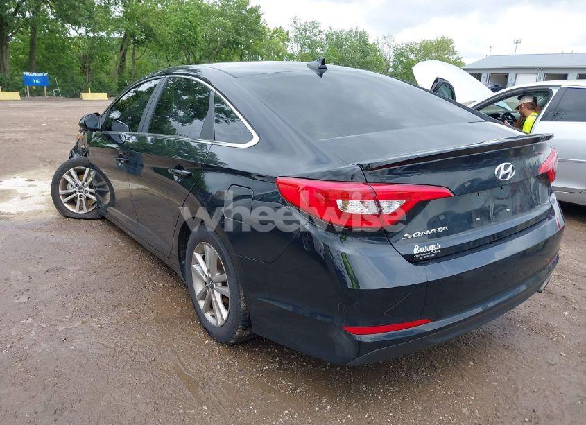 Photo 3 of 2017 Hyundai Sonata SE (VIN 5NPE24AF7HH505476)