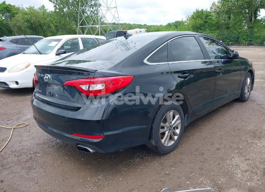 Photo 4 of 2017 Hyundai Sonata SE (VIN 5NPE24AF7HH505476)