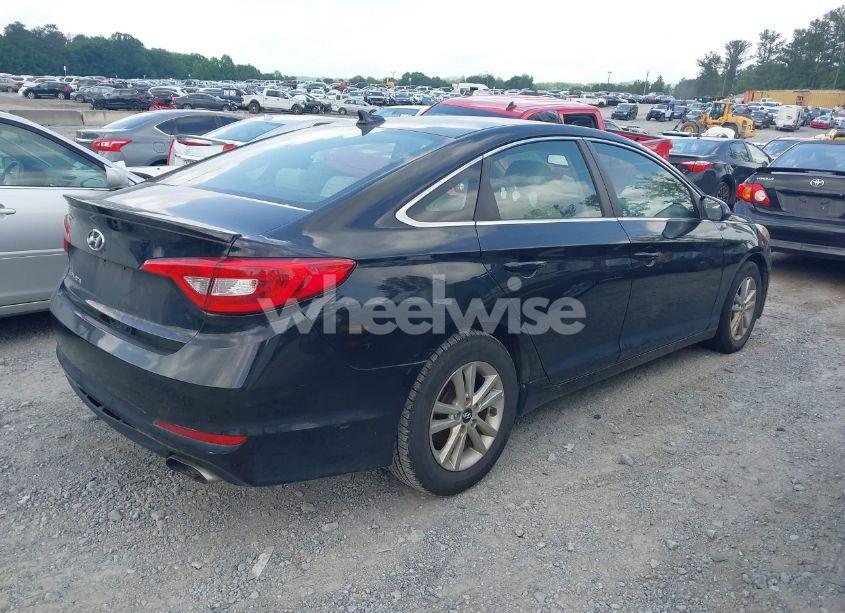 Photo 4 of 2017 Hyundai Sonata SE (VIN 5NPE24AF7HH510239)