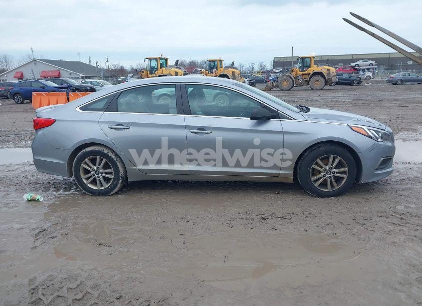 Photo 13 of 2017 Hyundai Sonata SE (VIN 5NPE24AF7HH524173)