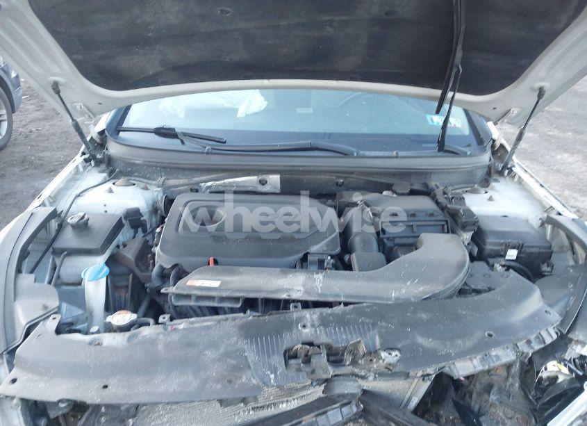 Photo 10 of 2017 Hyundai Sonata SE (VIN 5NPE24AF7HH547338)