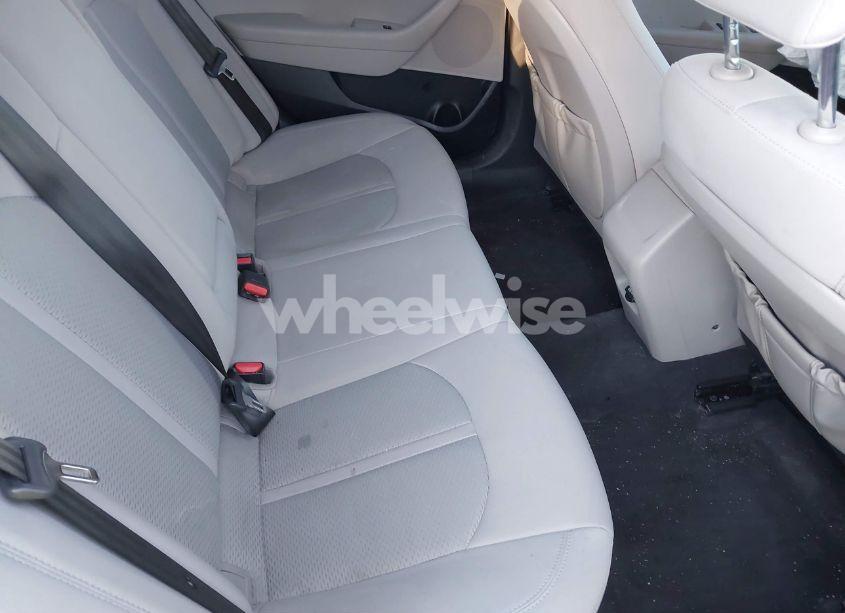 Photo 8 of 2017 Hyundai Sonata SE (VIN 5NPE24AF7HH547338)