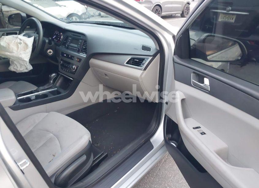 Photo 5 of 2017 Hyundai Sonata (VIN 5NPE24AF7HH548862)