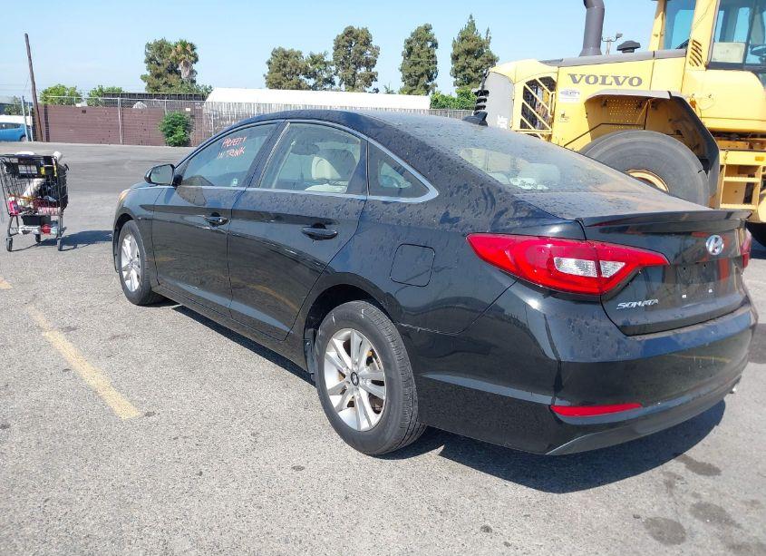 Photo 3 of 2017 Hyundai Sonata SE (VIN 5NPE24AF7HH556167)