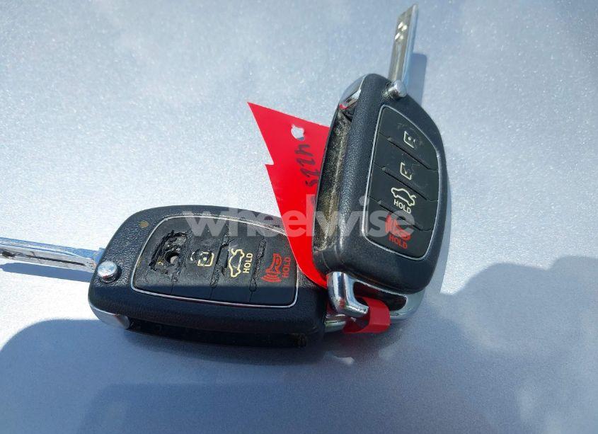 Photo 11 of 2017 Hyundai Sonata SE (VIN 5NPE24AF7HH562938)