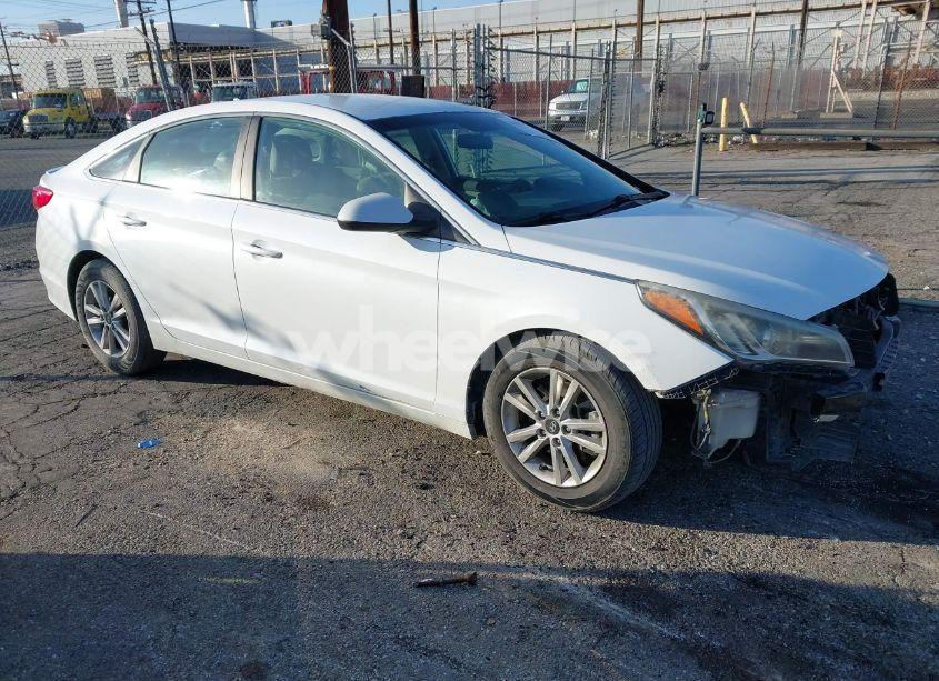 2017 Hyundai Sonata (VIN 5NPE24AF7HH563751) main photo