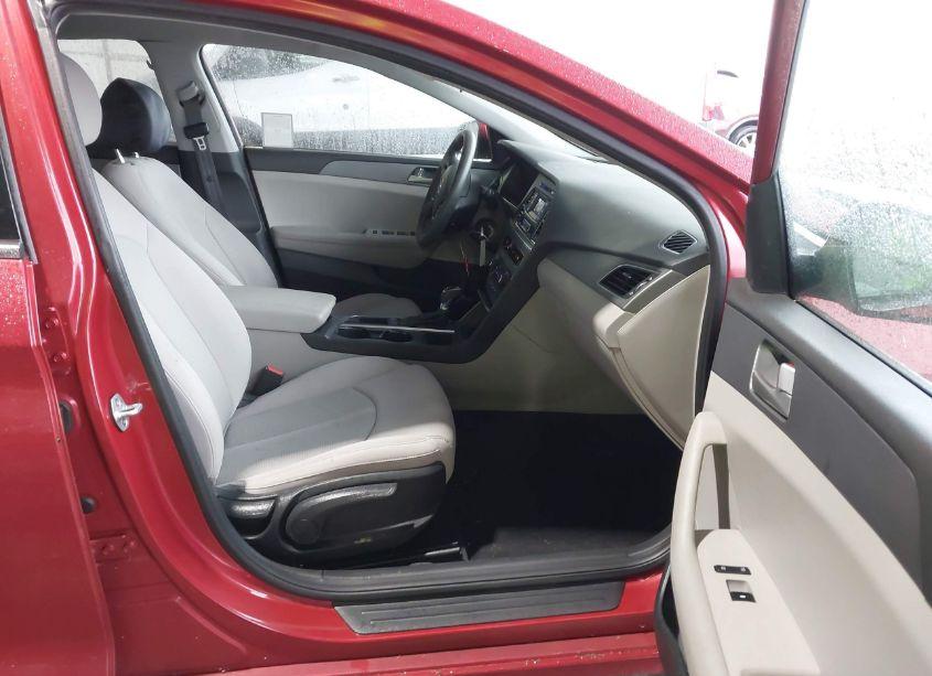 Photo 5 of 2017 Hyundai Sonata (VIN 5NPE24AF7HH563815)