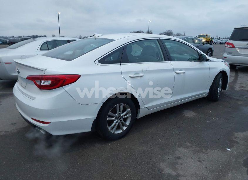 Photo 4 of 2017 Hyundai Sonata SE (VIN 5NPE24AF7HH594188)