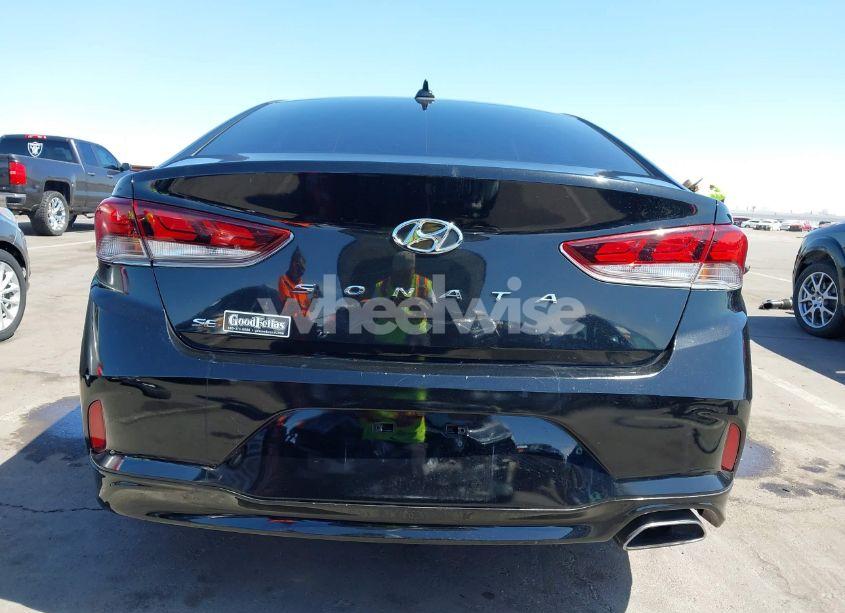 Photo 17 of 2018 Hyundai Sonata SE (VIN 5NPE24AF7JH620701)