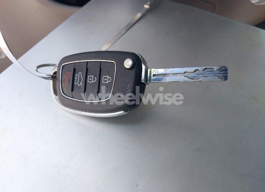 Photo 11 of 2018 Hyundai Sonata SE (VIN 5NPE24AF7JH634534)