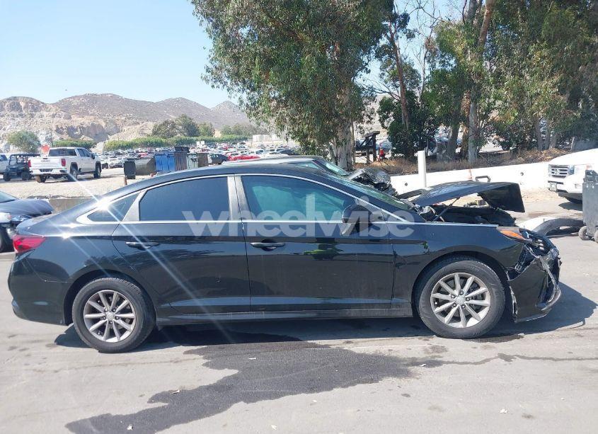Photo 13 of 2018 Hyundai Sonata SE (VIN 5NPE24AF7JH634534)