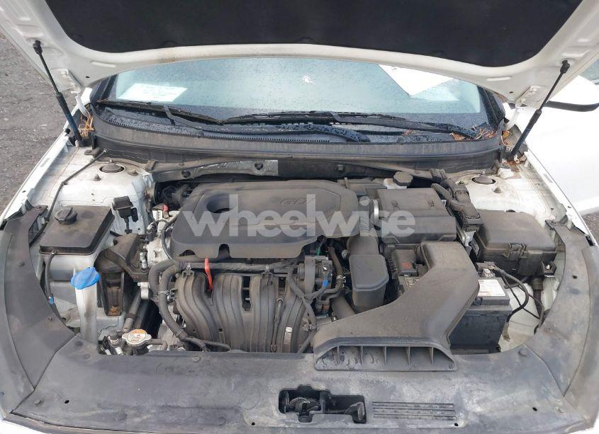 Photo 10 of 2018 Hyundai Sonata SE (VIN 5NPE24AF7JH652760)
