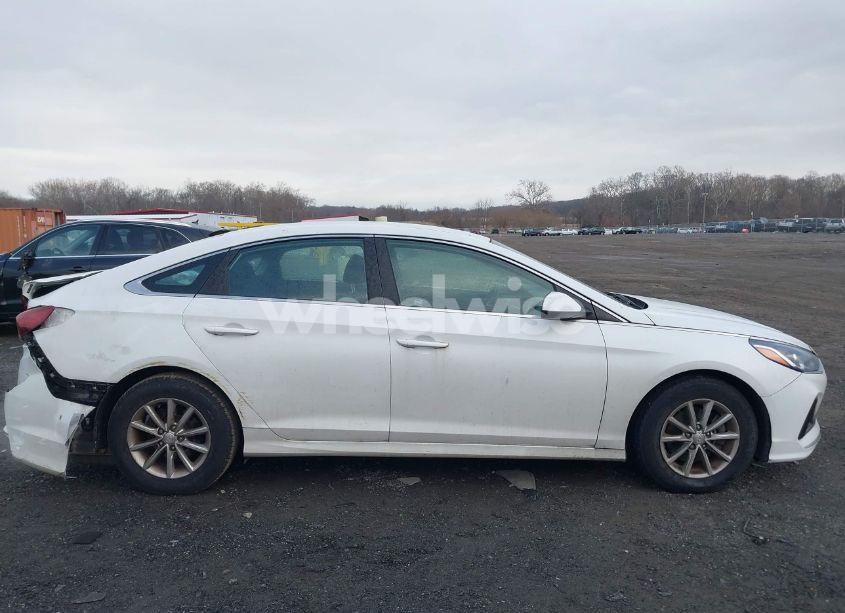 Photo 13 of 2018 Hyundai Sonata SE (VIN 5NPE24AF7JH652760)
