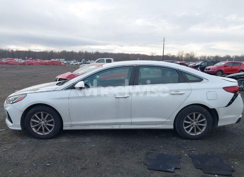 Photo 14 of 2018 Hyundai Sonata SE (VIN 5NPE24AF7JH652760)