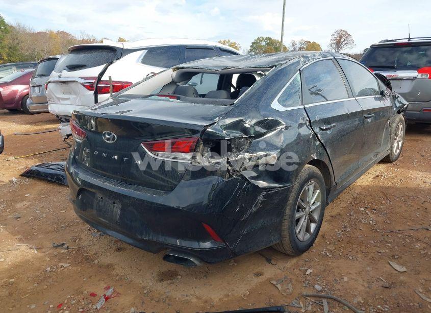 Photo 4 of 2018 Hyundai Sonata SE (VIN 5NPE24AF7JH658669)