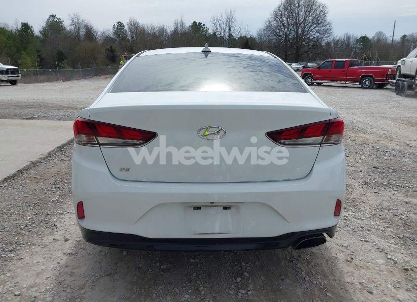 Photo 16 of 2018 Hyundai Sonata SE (VIN 5NPE24AF7JH676606)