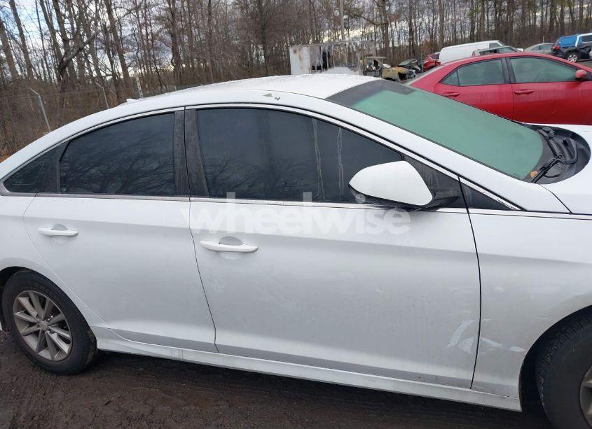 Photo 13 of 2018 Hyundai Sonata SE (VIN 5NPE24AF7JH679120)