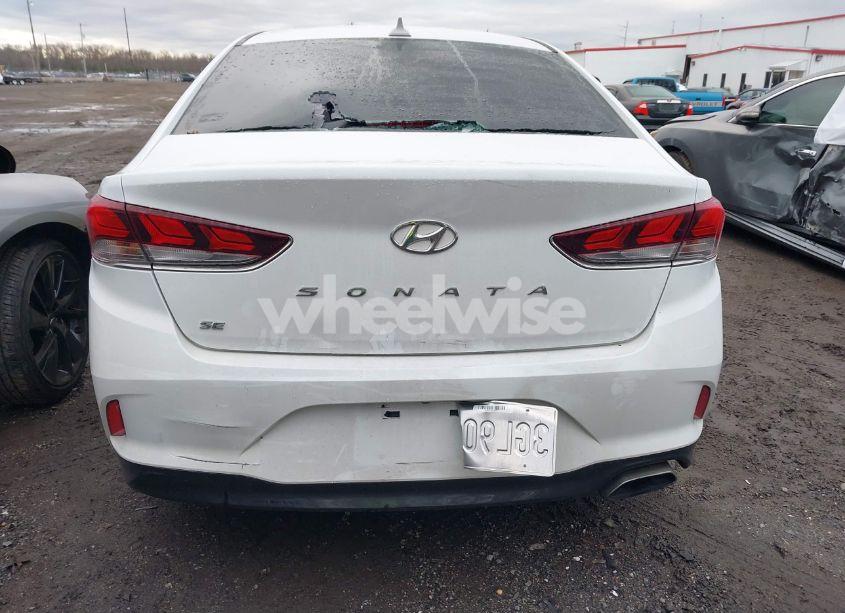 Photo 16 of 2018 Hyundai Sonata SE (VIN 5NPE24AF7JH679120)