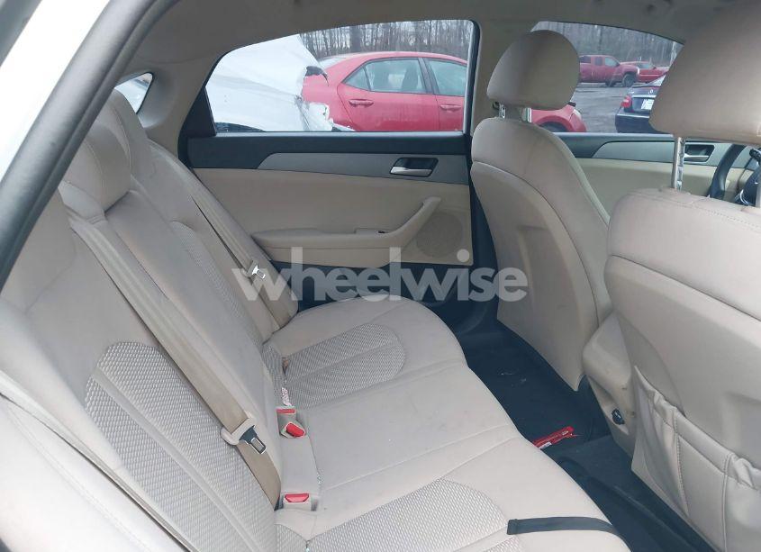 Photo 8 of 2018 Hyundai Sonata SE (VIN 5NPE24AF7JH679120)