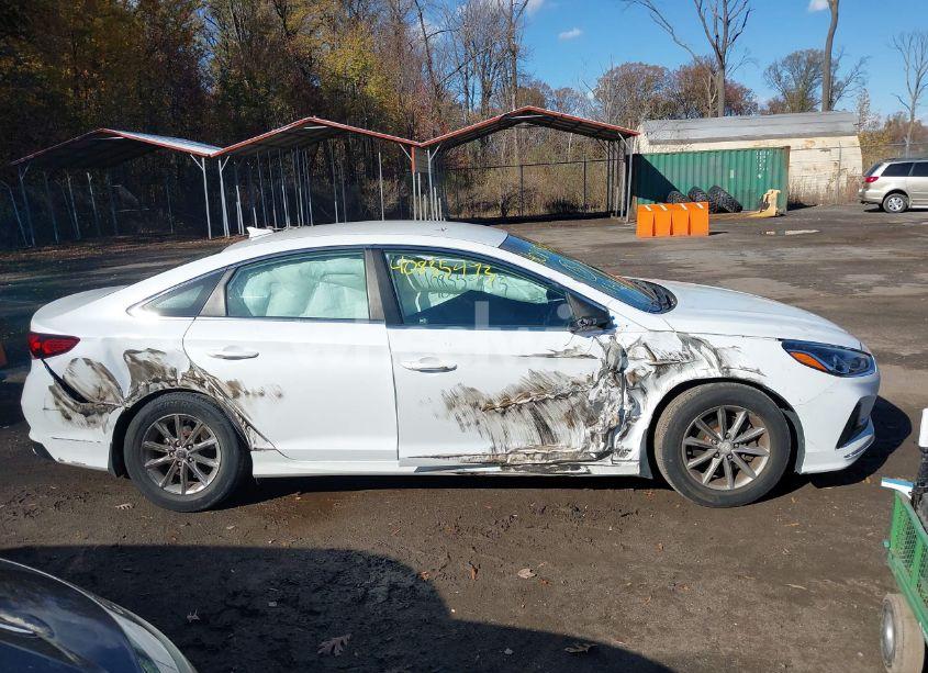 Photo 13 of 2018 Hyundai Sonata SE (VIN 5NPE24AF7JH683717)