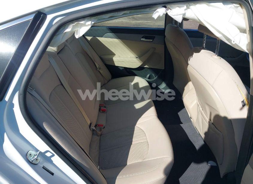 Photo 8 of 2018 Hyundai Sonata SE (VIN 5NPE24AF7JH683717)