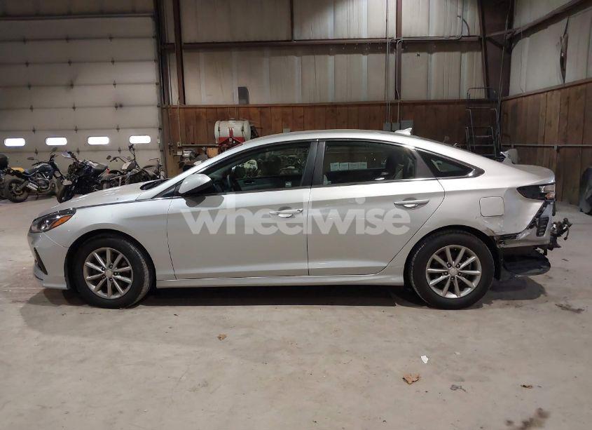 Photo 15 of 2018 Hyundai Sonata SE (VIN 5NPE24AF7JH689839)