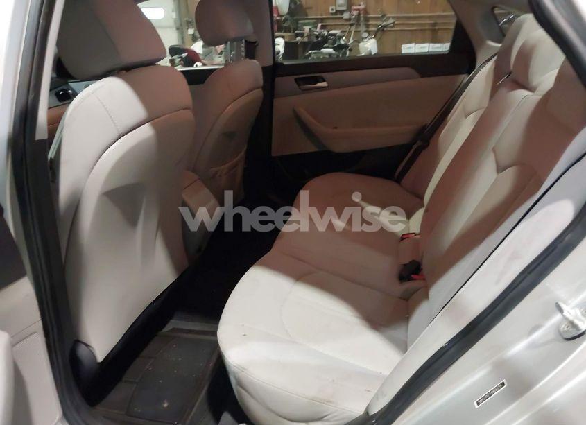 Photo 8 of 2018 Hyundai Sonata SE (VIN 5NPE24AF7JH689839)