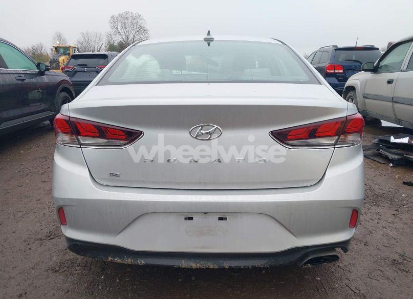 Photo 17 of 2018 Hyundai Sonata SE (VIN 5NPE24AF7JH713847)