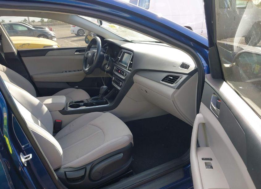 Photo 5 of 2018 Hyundai Sonata SE (VIN 5NPE24AF7JH727327)