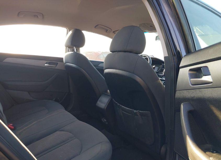 Photo 8 of 2019 Hyundai Sonata SE (VIN 5NPE24AF7KH734991)