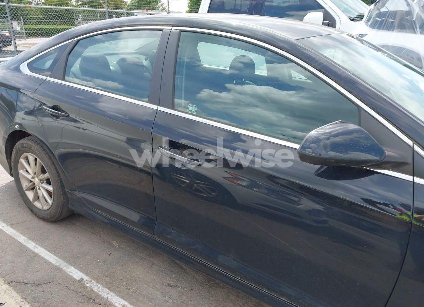 Photo 13 of 2019 Hyundai Sonata SE (VIN 5NPE24AF7KH740516)