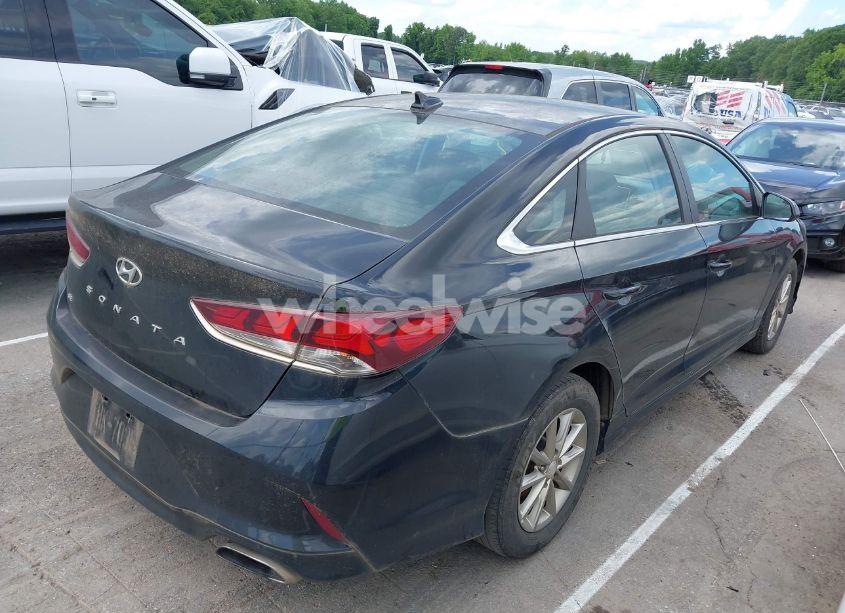 Photo 4 of 2019 Hyundai Sonata SE (VIN 5NPE24AF7KH740516)