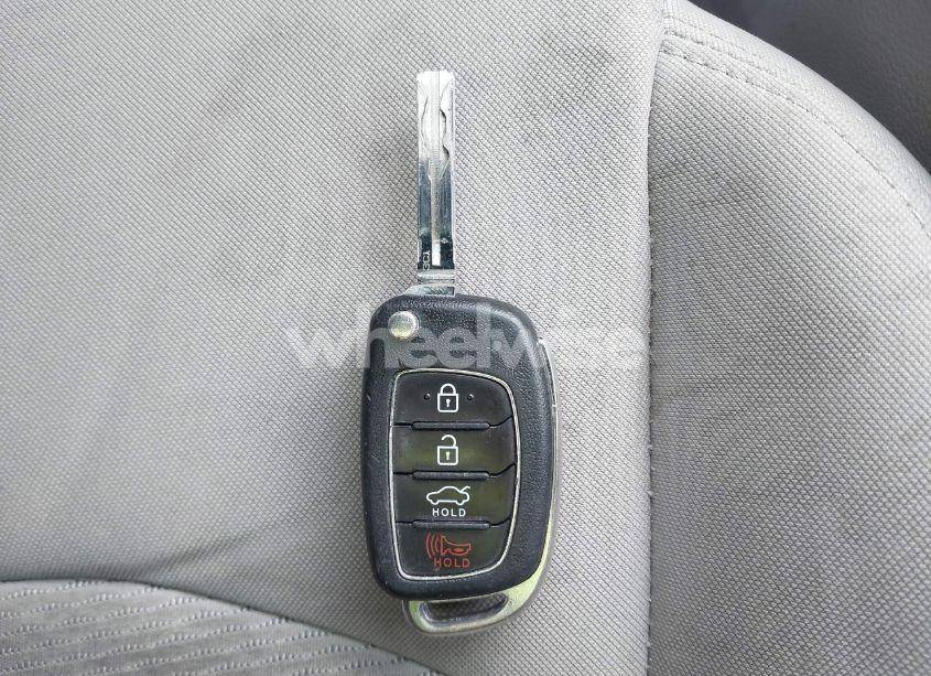 Photo 11 of 2019 Hyundai Sonata SE (VIN 5NPE24AF7KH742086)