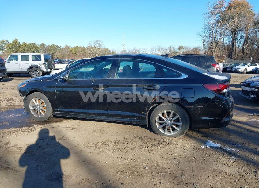 Photo 14 of 2019 Hyundai Sonata SE (VIN 5NPE24AF7KH746610)