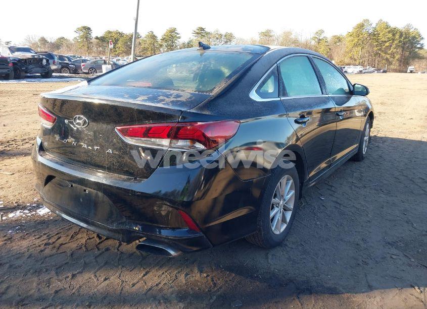Photo 4 of 2019 Hyundai Sonata SE (VIN 5NPE24AF7KH746610)