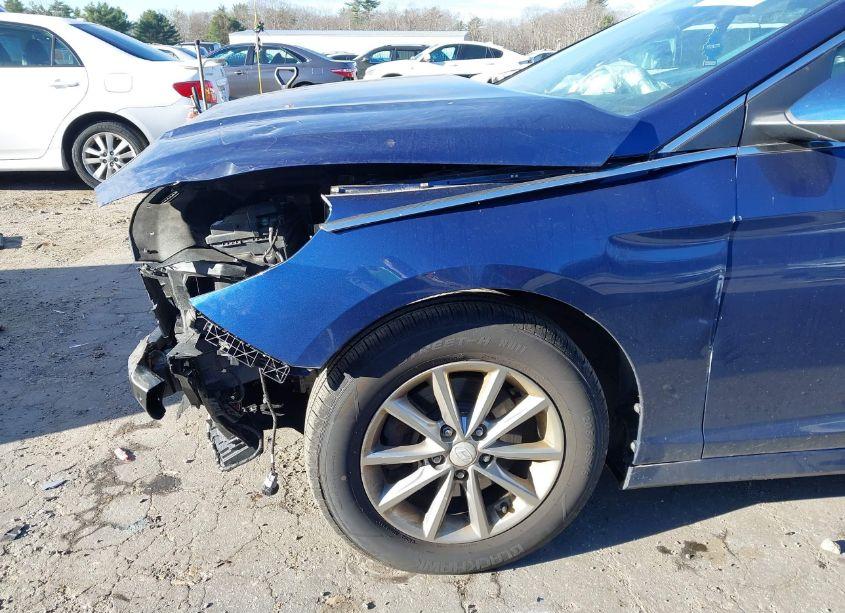 Photo 21 of 2019 Hyundai Sonata SE (VIN 5NPE24AF7KH754366)