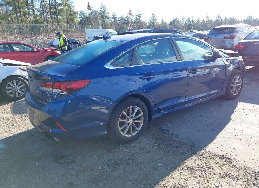Photo 4 of 2019 Hyundai Sonata SE (VIN 5NPE24AF7KH754366)