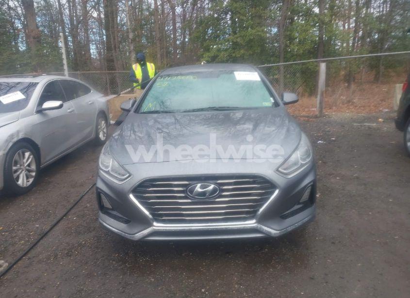 Photo 12 of 2019 Hyundai Sonata SE (VIN 5NPE24AF7KH775203)