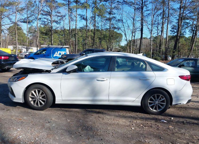 Photo 14 of 2019 Hyundai Sonata SE (VIN 5NPE24AF7KH777338)