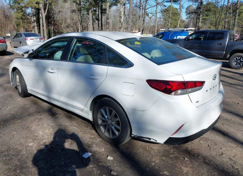 Photo 3 of 2019 Hyundai Sonata SE (VIN 5NPE24AF7KH777338)