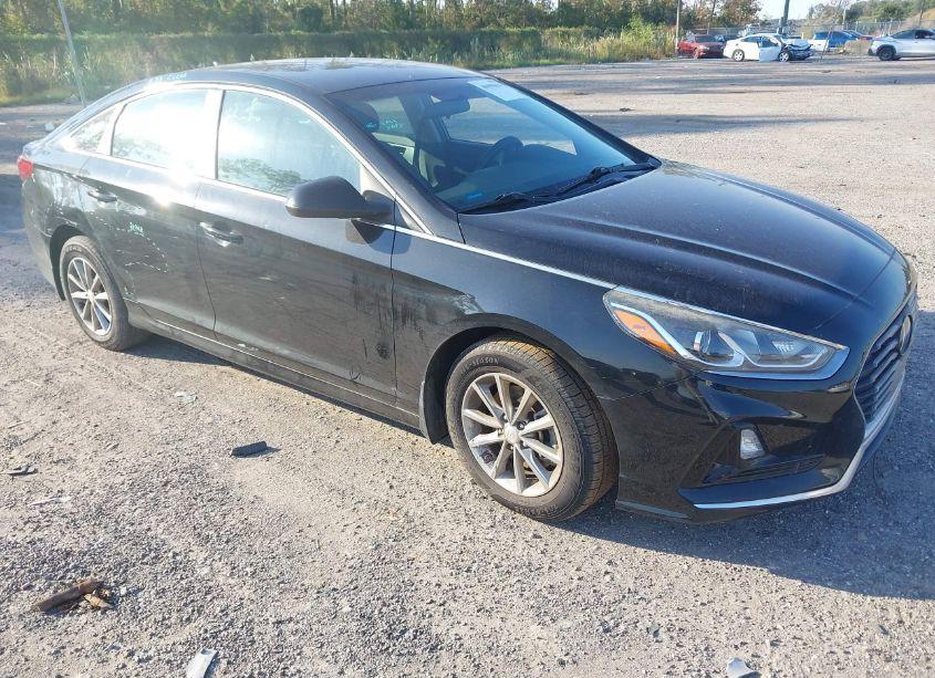 2019 Hyundai Sonata SE (VIN 5NPE24AF7KH788209) main photo