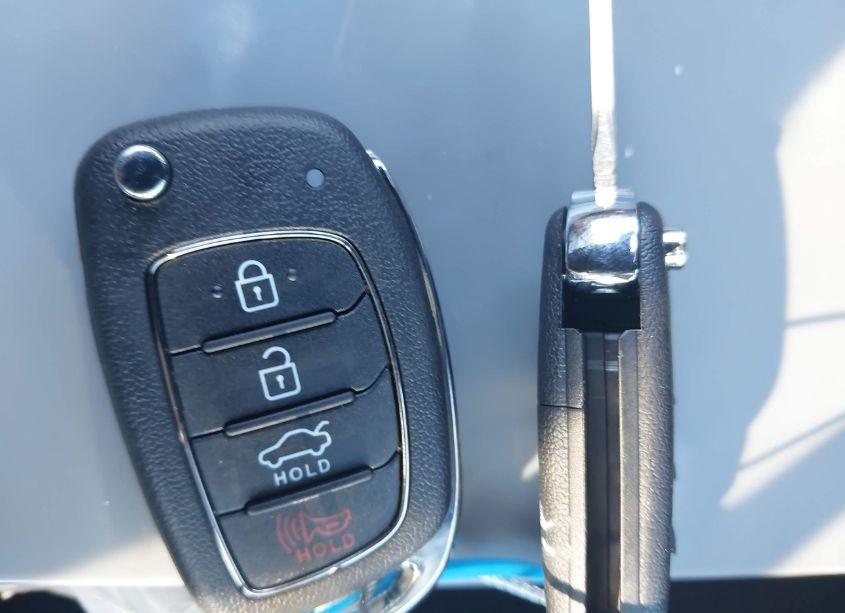 Photo 11 of 2019 Hyundai Sonata SE (VIN 5NPE24AF7KH788209)